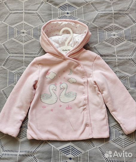 Демисезонный костюм для девочки 86