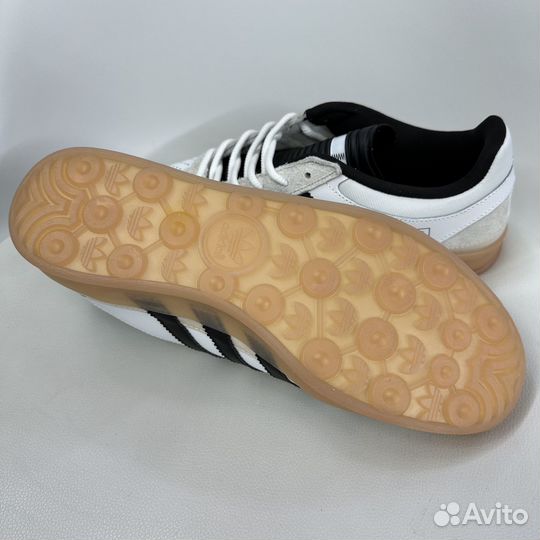 Кросовки Adidas Gazelle Indoor х Bad Bunny Benito