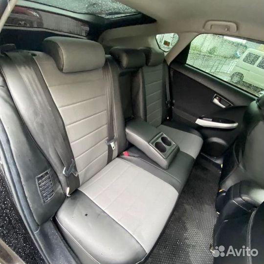 Авточехлы Toyota Prius 30