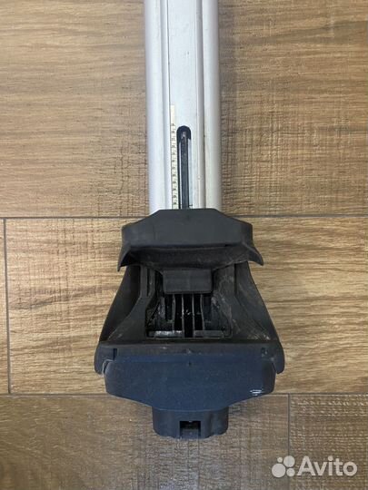 Багажник на крышу thule