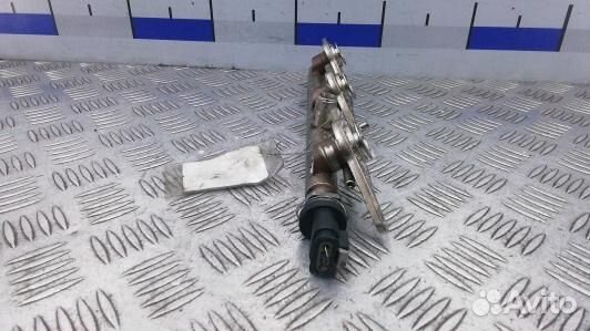 Топливная рампа бензиновая mercedes benz M-class W