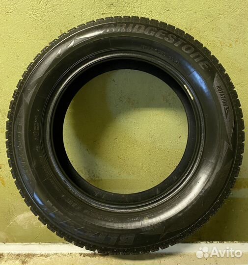 Bridgestone Blizzak Spike-02 185/65 R15 88T