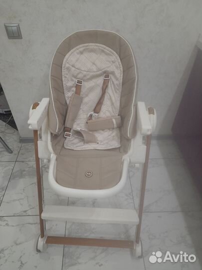 Стульчик для кормления happy baby berny v2