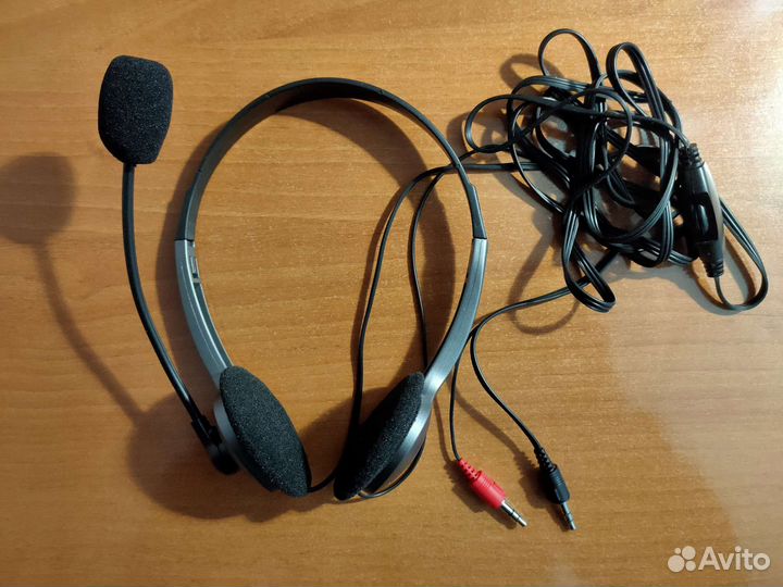 Гарнитура наушники с микрофоном Sven AP-015MV