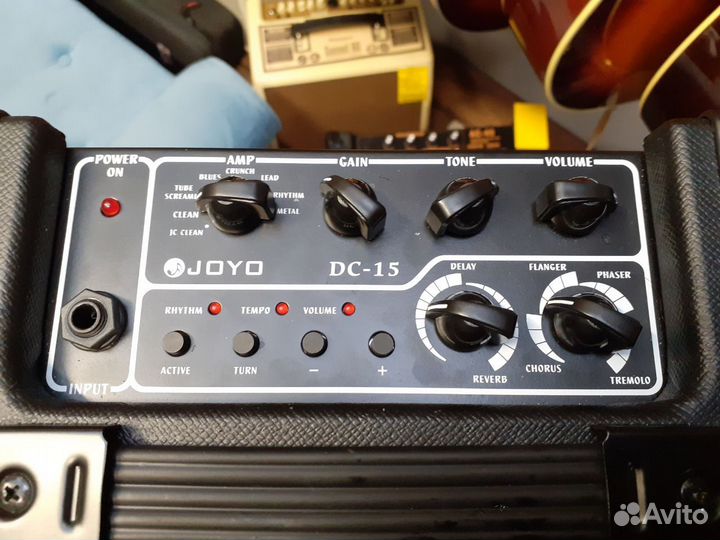 Гитарный комбоусилитель