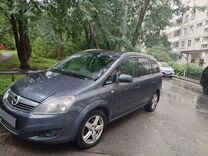 Opel Zafira 1.8 AMT, 2010, 241 000 км, с пробегом, цена 770 000 руб.