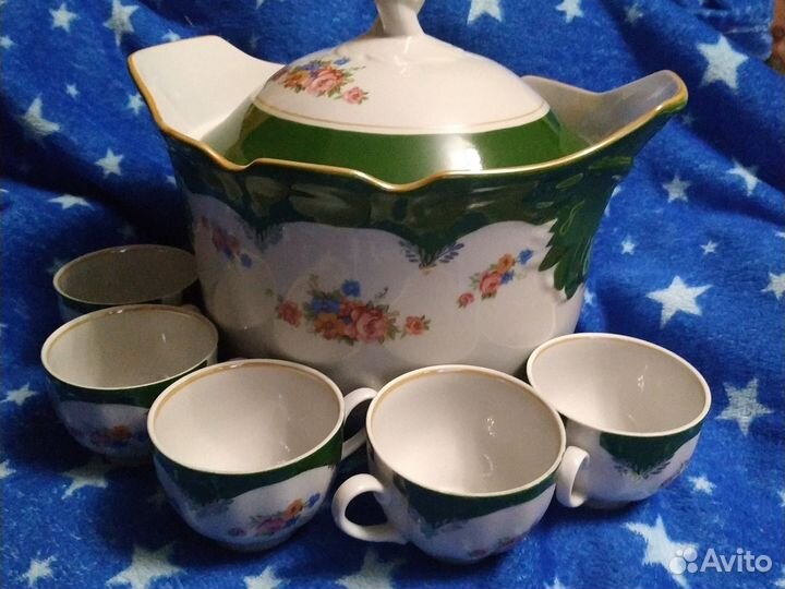 Супница, чашка, тарелки, соусник,молочник, блюдца