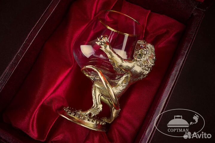 Бокал коньячный львы