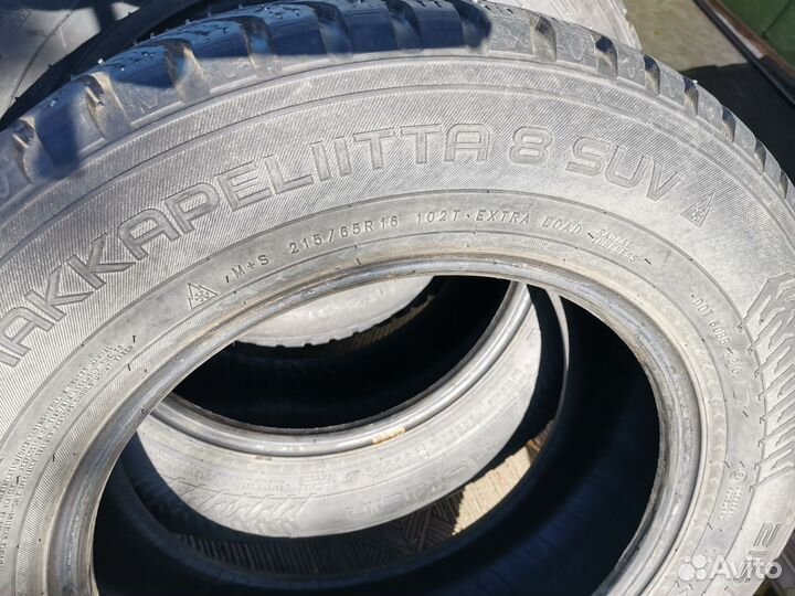 Nokian Tyres Hakkapeliitta 8 215/65 R16 98T