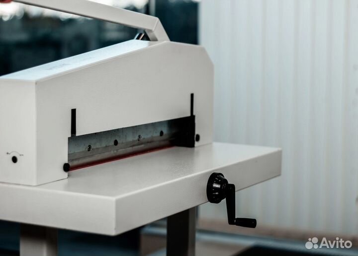 Резак гильотина для бумаги