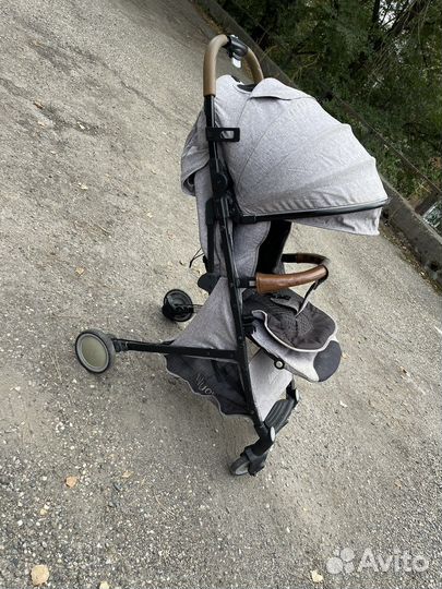 Прогулочная коляска nuovita