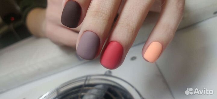 Маникюр педикюр