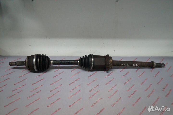 Nissan 39100-CX015 Вал приводной правый