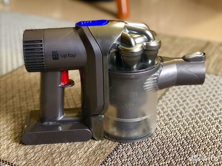 Пылесос Dyson DC45