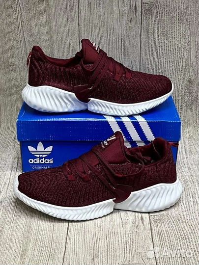 Кроссовки мужские новые