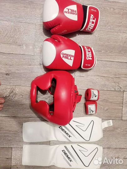 Боксерские перчатки 10 oz детские
