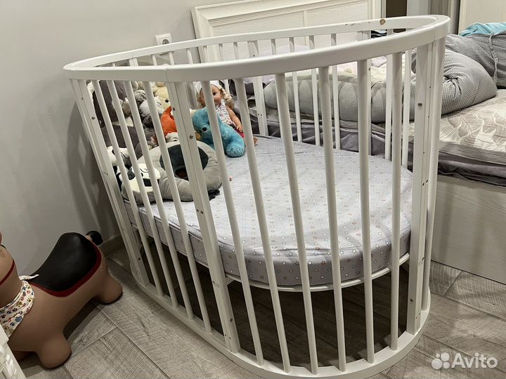 Детская кроватка трансформер 8в1 с маятником