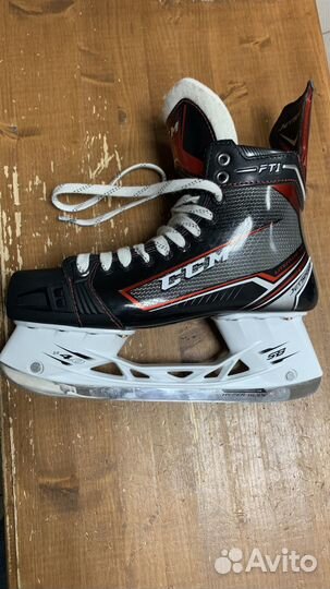 Коньки хоккейные CCM FT1