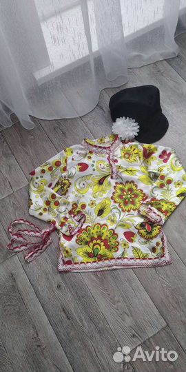 Рубаха и картуз