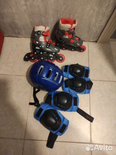 Ролики,защита,шлем защитный комплектом