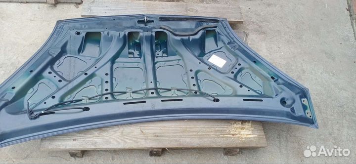 Капот на mitsubishi colt