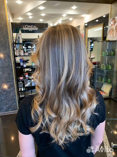 Парикмахер Колорист Окрашивание волос Стрижки