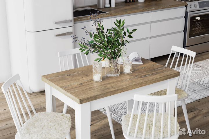 Стол обеденный