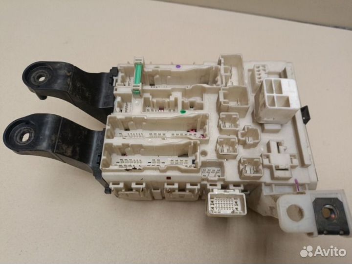 Блок предохранителей Toyota Corolla 1zrfe 1600CC