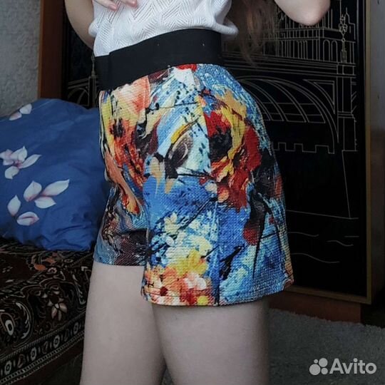 Шорты женские