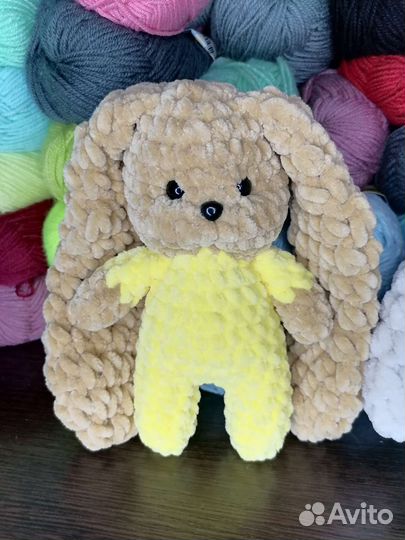 Плюшевые зайцы