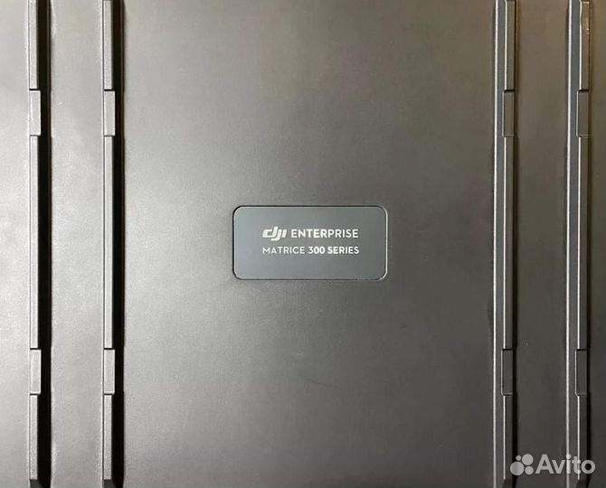 Квадрокоптер DJI Matrice 300 RTK Дрон + H20T подве
