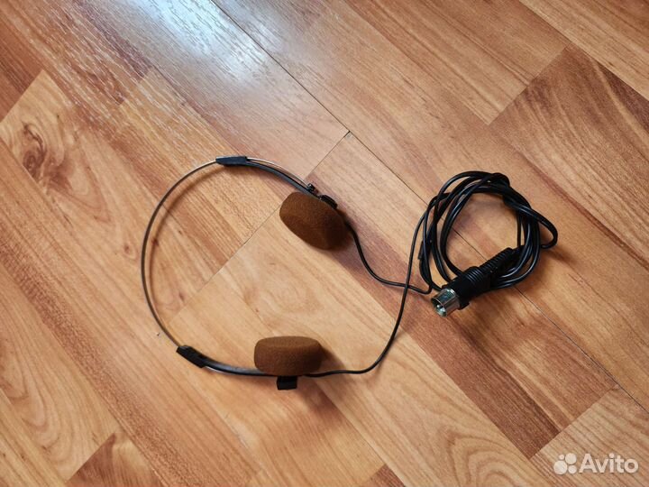 Микрофоны и наушники