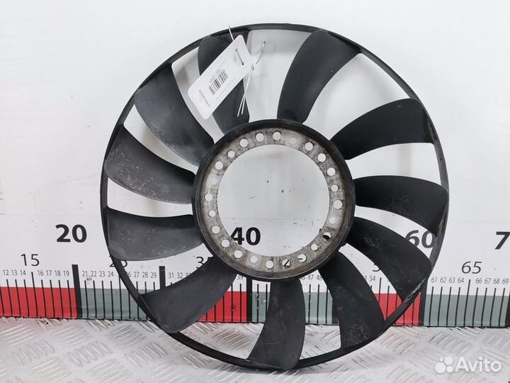 Крыльчатка вентилятора (лопасти) Volkswagen Passat