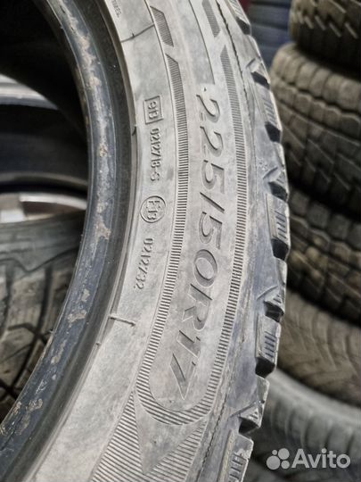 Dunlop Ice Touch 225/50 R17 94T