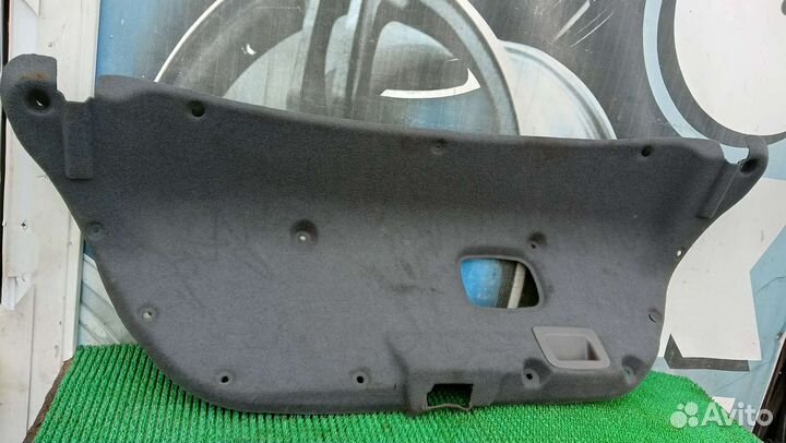 Обшивка крышки багажника Geely Emgrand Ec7