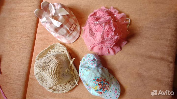 Головные уборы на девочку(шапки, шляпа, кепки)