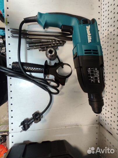 Перфоратор makita