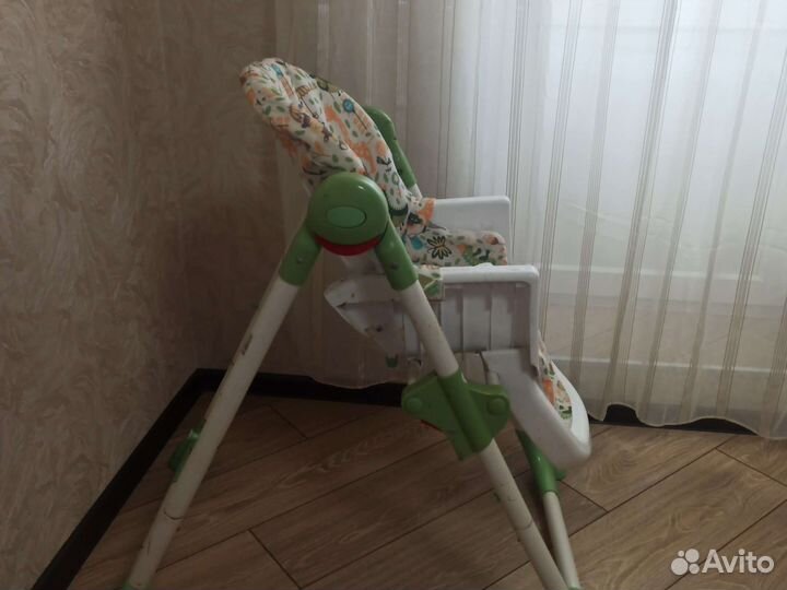 Стульчик для кормления babyton