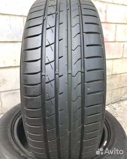 Habilead HF330 215/55 R17 98W