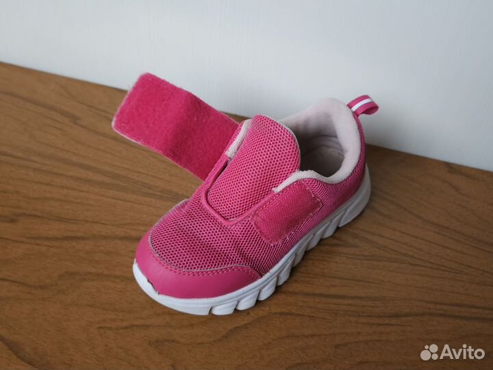 Кроссовки для девочки 27 размер