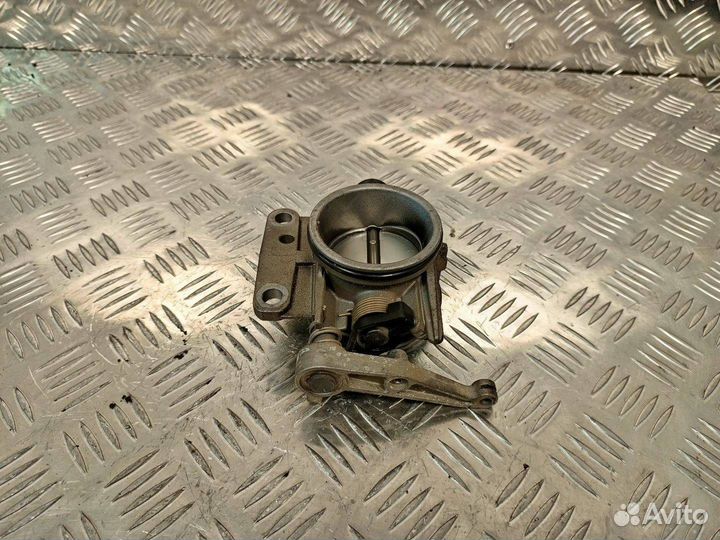 Дроссельная заслонка Renault Logan 7700875435