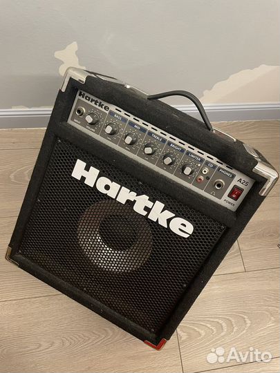 Басовый комбоусилитель Hartke A25