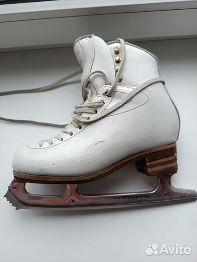 Фигурные коньки jackson