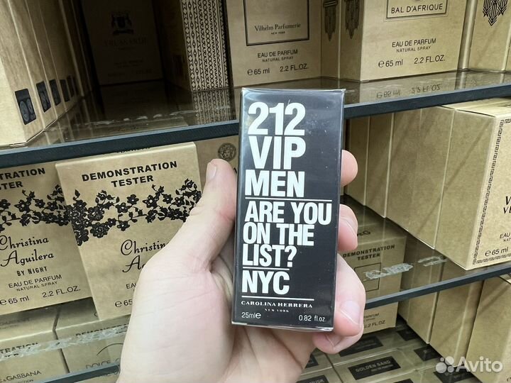 Carolina herrera 212 vip men