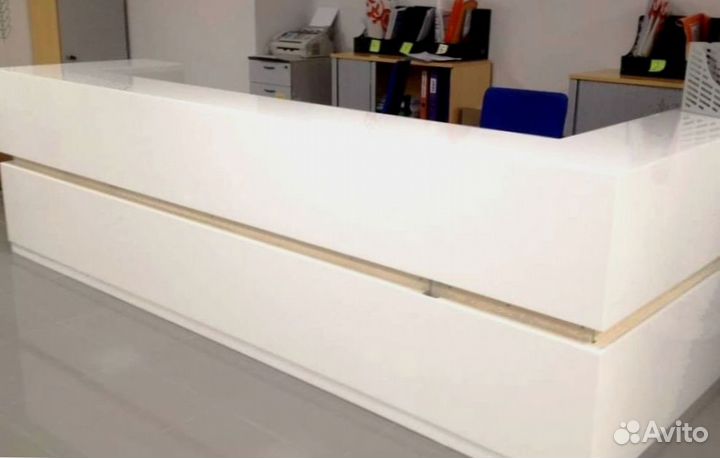 Ресепшн для приемной из искусственного камня