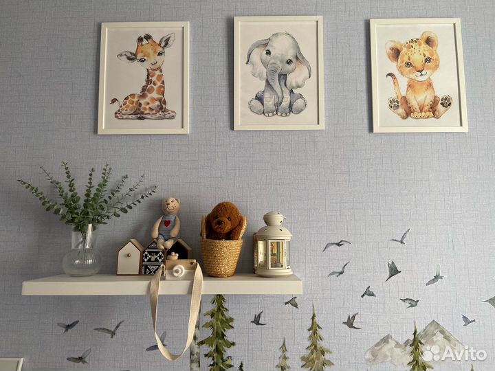 Картины и постеры в детскую на холсте