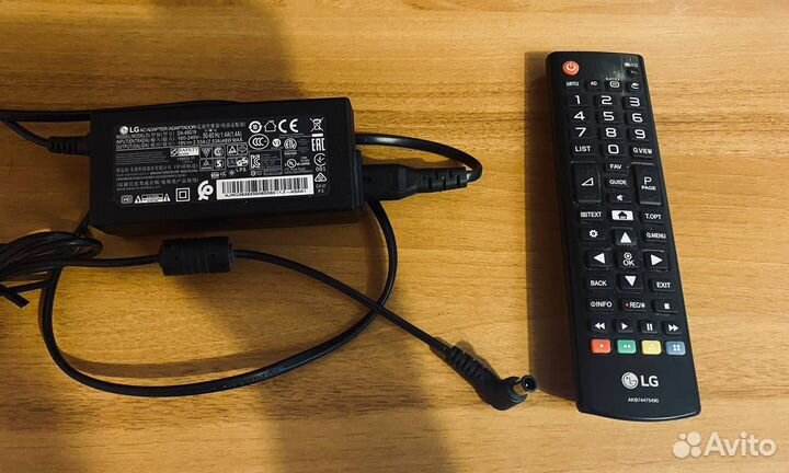 Телевизор LG 32LJ510U