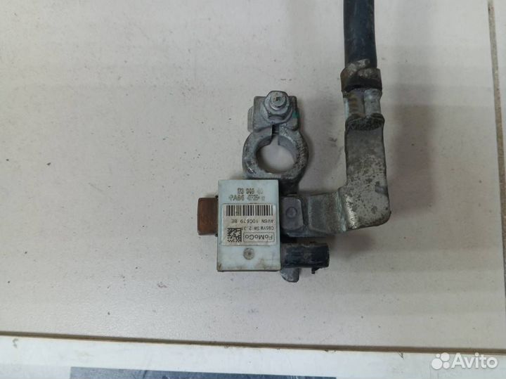 Клемма аккумулятора - Ford Kuga CBS 2012