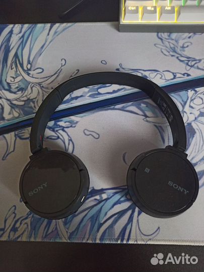 Беспроводные накладные наушники Sony Wh-Ch500