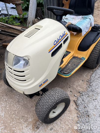 Мини-трактор CUB CADET XT1, 2015